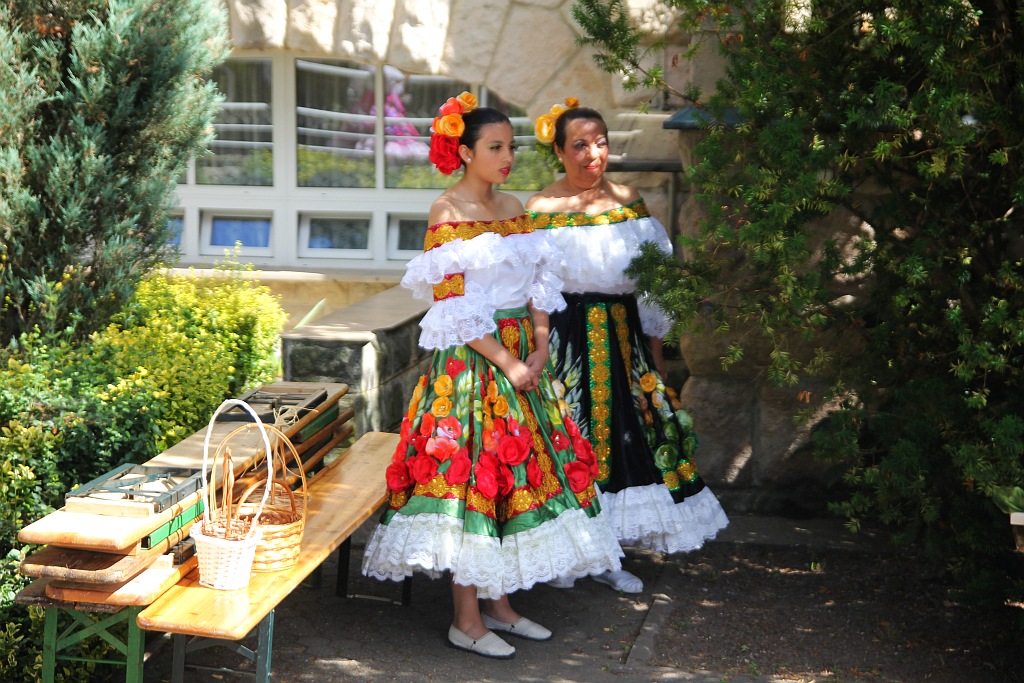 Koncert Zespołu Folklorystycznego z Kolumbii w DPS w Legnicy