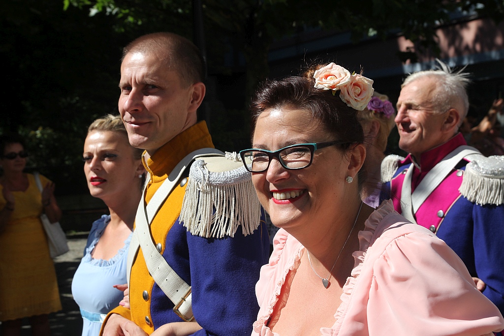 Przez Legnicę przeszedł barwny folklorystyczny korowód