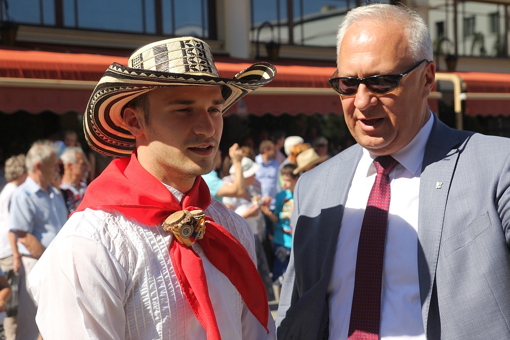 Przez Legnicę przeszedł barwny folklorystyczny korowód