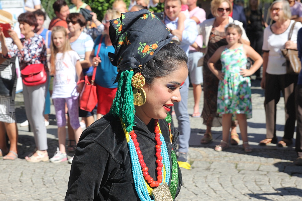 Przez Legnicę przeszedł barwny folklorystyczny korowód
