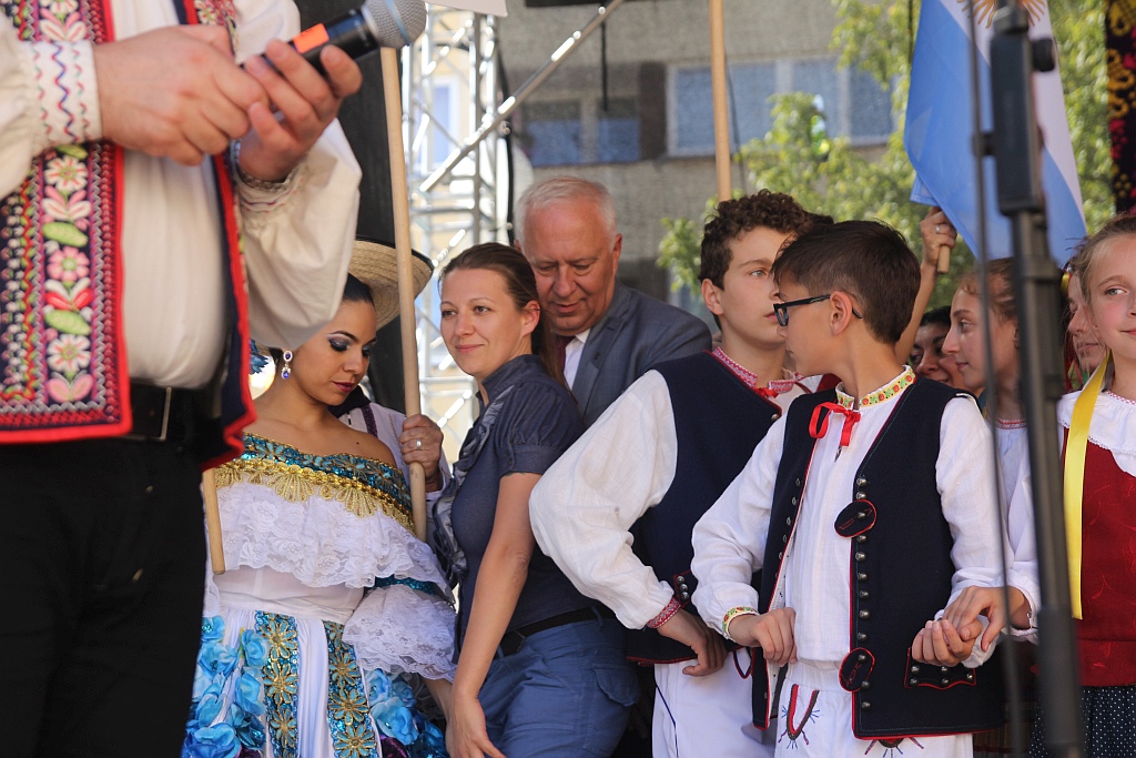 Przez Legnicę przeszedł barwny folklorystyczny korowód