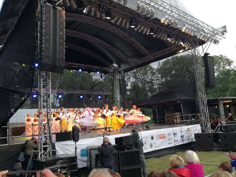 Drapiki i Pasjonaci Nordic Walking zatańczyli ze Śląskiem
