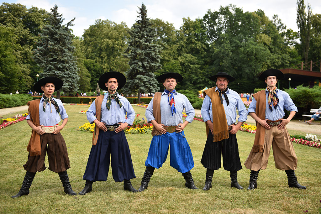Barwny, międzynarodowy koncert w parkowym amfiteatrze