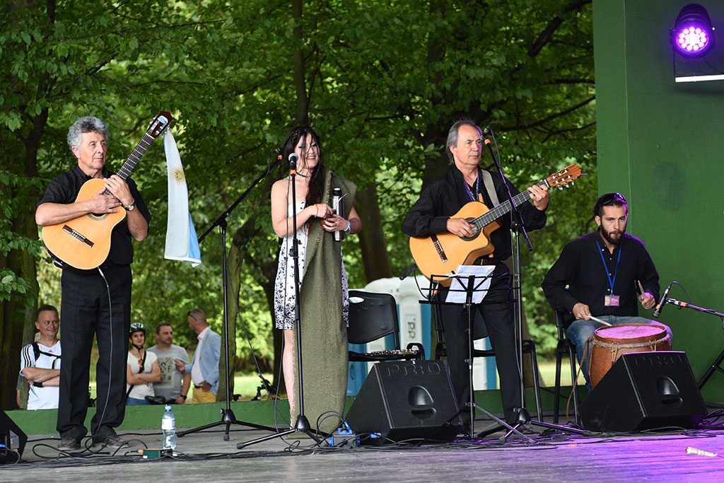 Barwny, międzynarodowy koncert w parkowym amfiteatrze