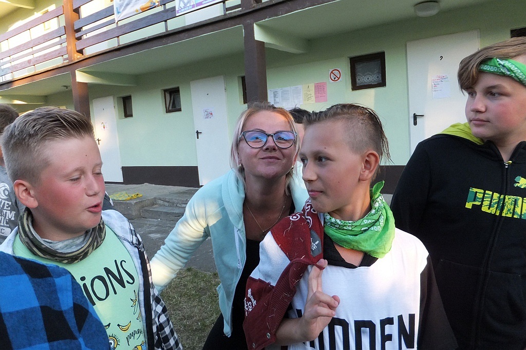 Kąpiele, dyskoteki i spacery -  to atrakcje obozu w Dźwirzynie