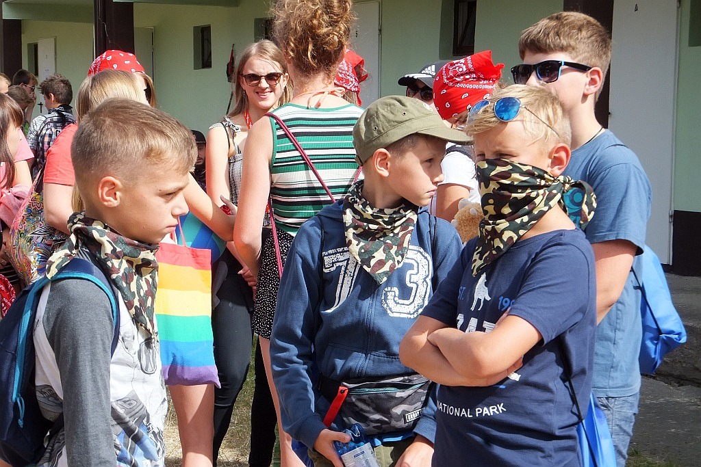 Nie narzekają na nudę uczestnicy obozu letniego w Dźwirzynie