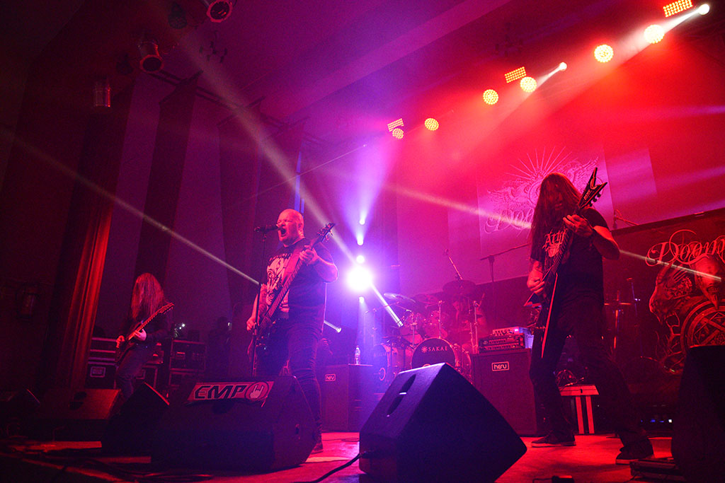 Trwa święto miłośników muzyki gotyckiej Castle Party