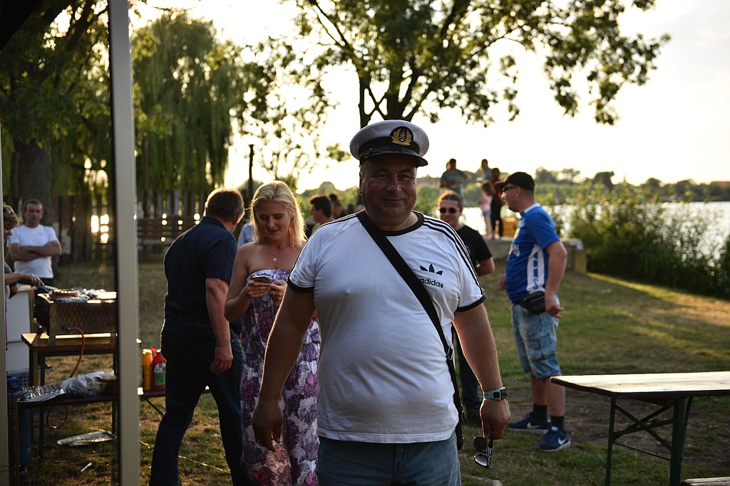 Wrocławska kapela Za Horyzontem – stały bywalec szant