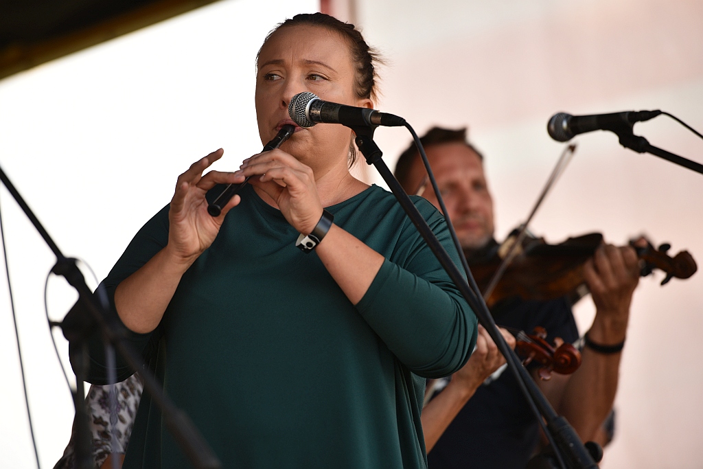 W muzycznej krainie celtyckiej muzyki folkowej z Sąsiadami