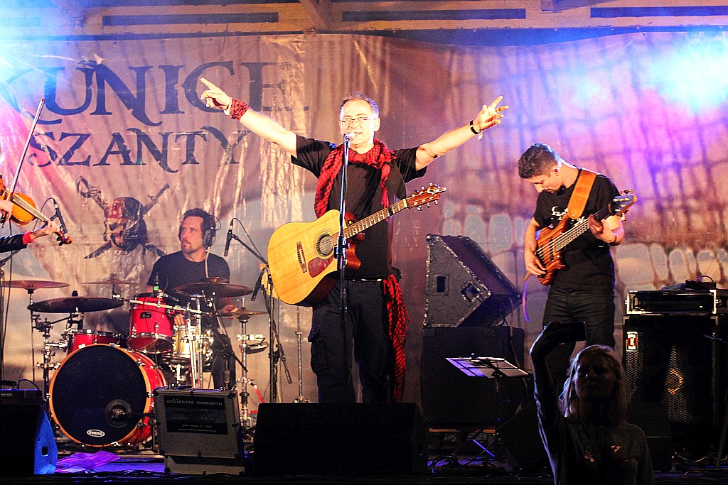 Orkiestra Samanta i folkowo – rockowo – szantowa mieszanka