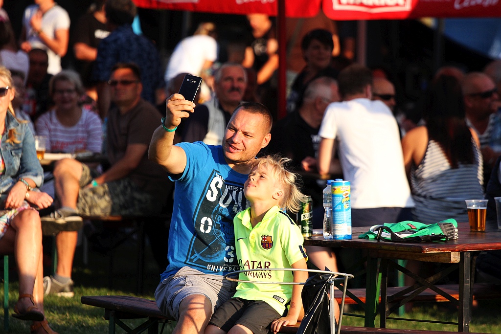 Wrocławska kapela Za Horyzontem – stały bywalec szant