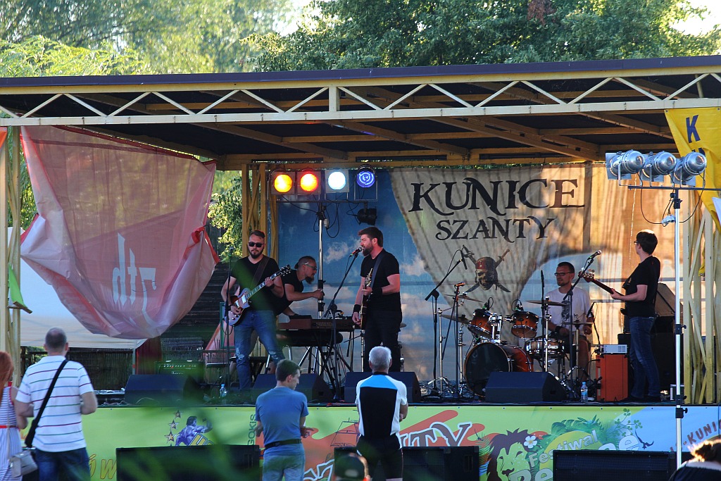 Toruńskie Trzy Maszty i ich rockowa szanta brzmiała w Kunicach