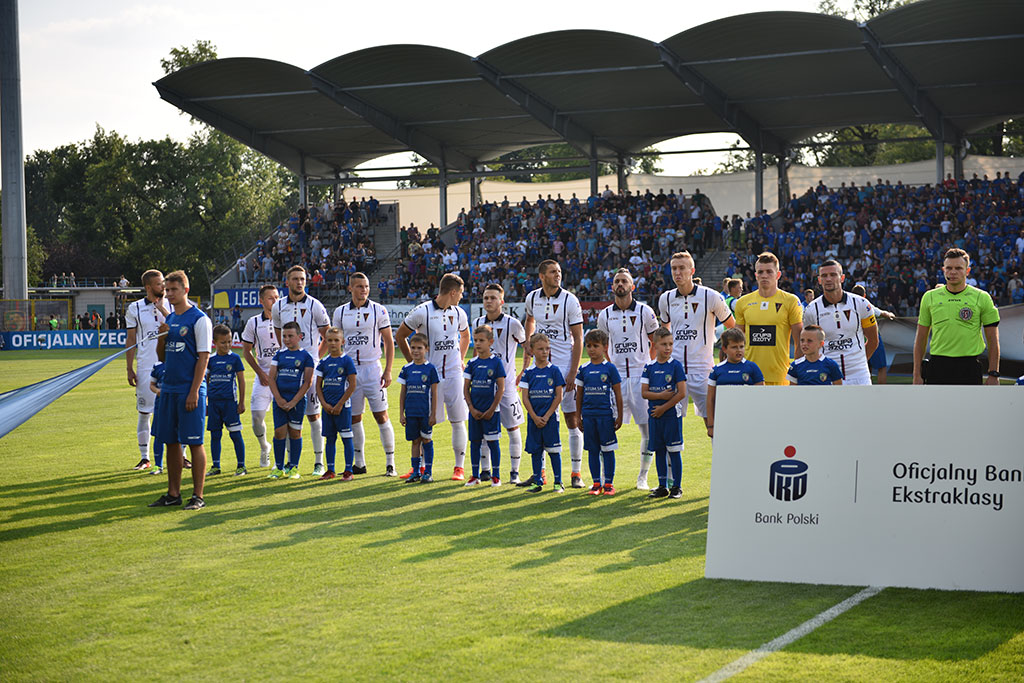 Historyczne zwycięstwo piłkarzy Miedzi Legnica w ekstraklasie