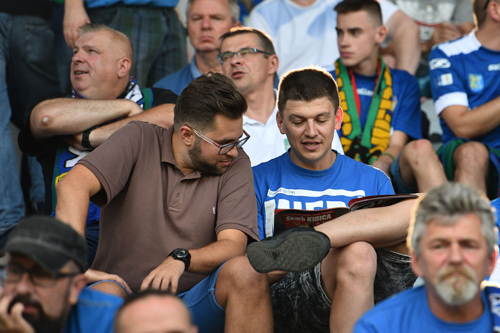 Mecz Miedzi z Pogonią obejrzał komplet widzów. Brawo kibice!