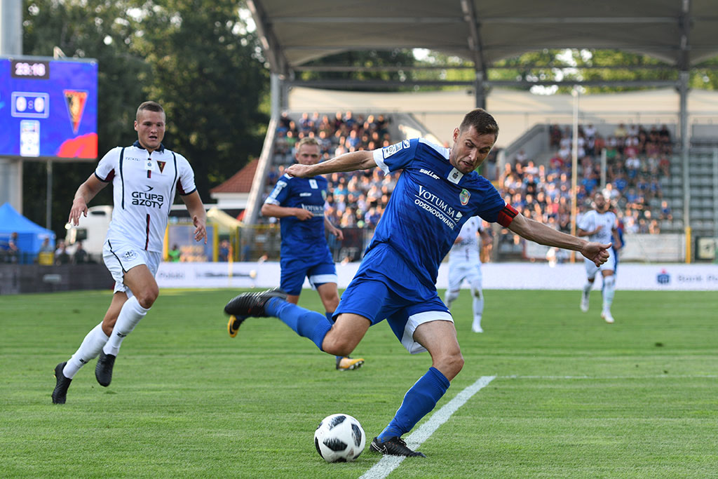 Historyczne zwycięstwo piłkarzy Miedzi Legnica w ekstraklasie