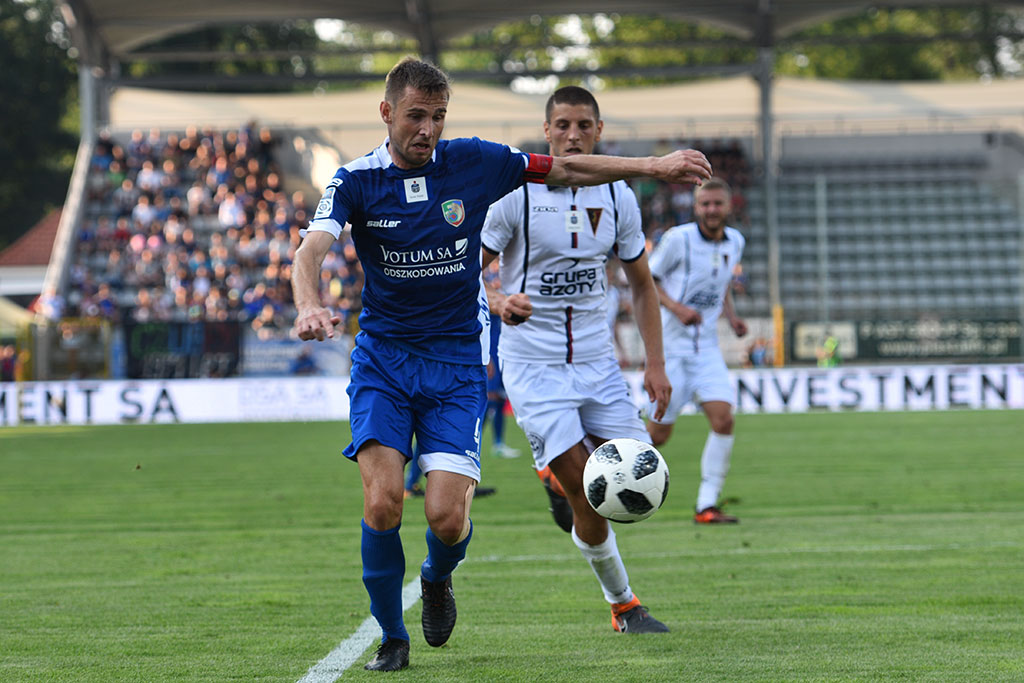 Historyczne zwycięstwo piłkarzy Miedzi Legnica w ekstraklasie