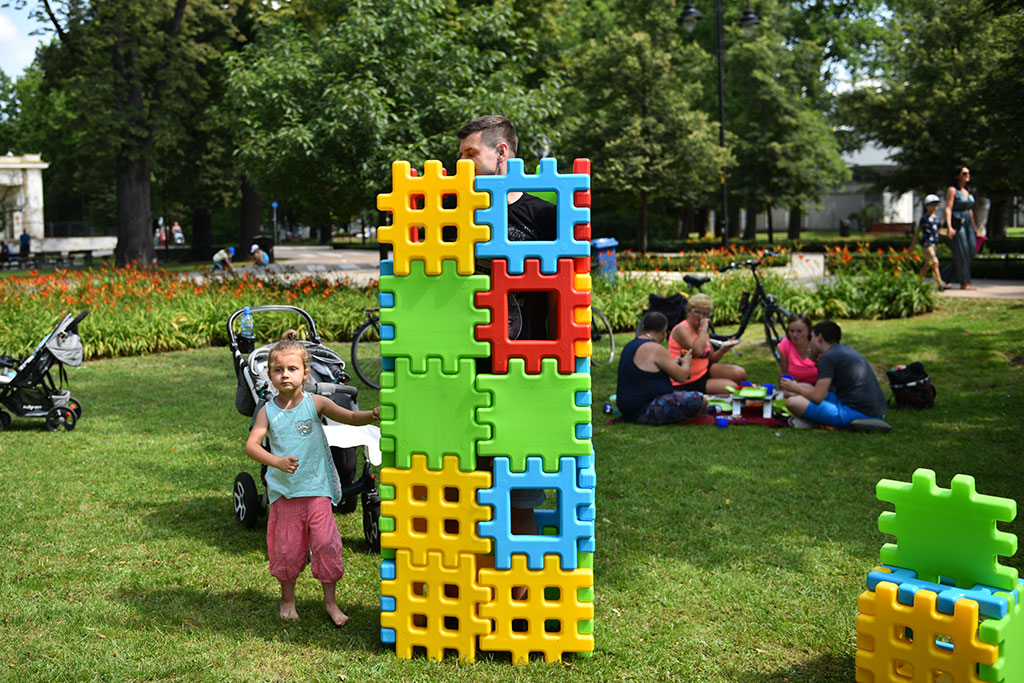Niedzielny piknik na Polanie Angielskiej Parku Miejskiego