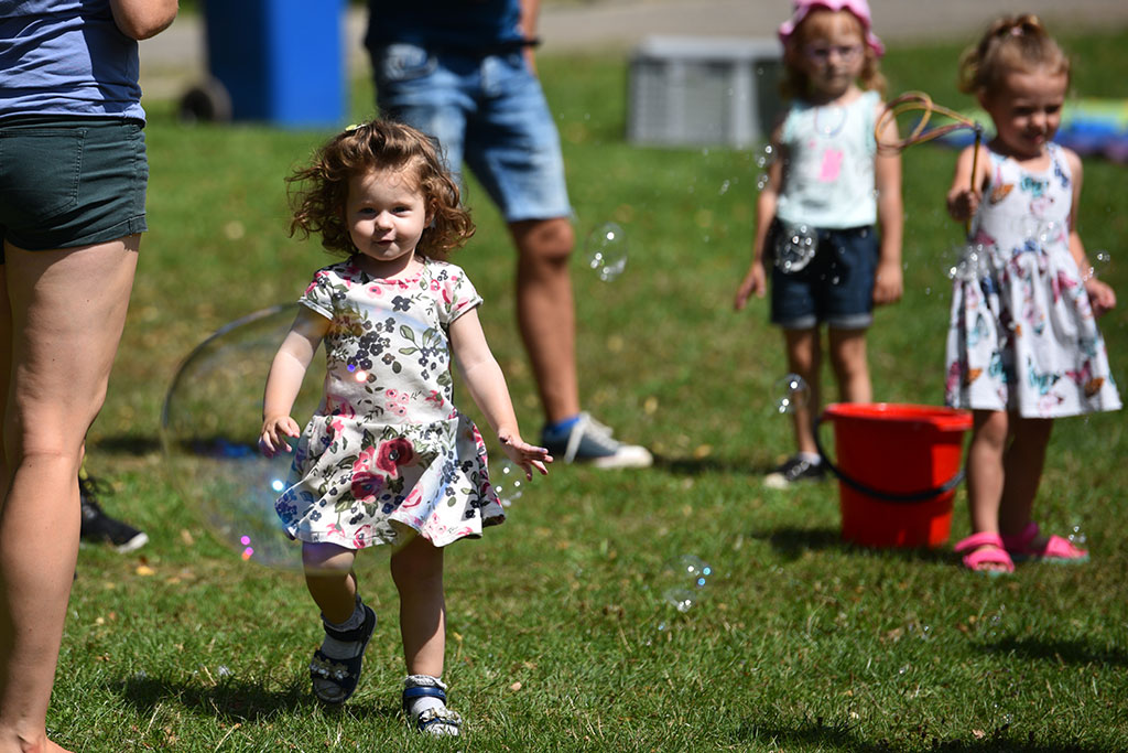 Niedzielny piknik na Polanie Angielskiej Parku Miejskiego
