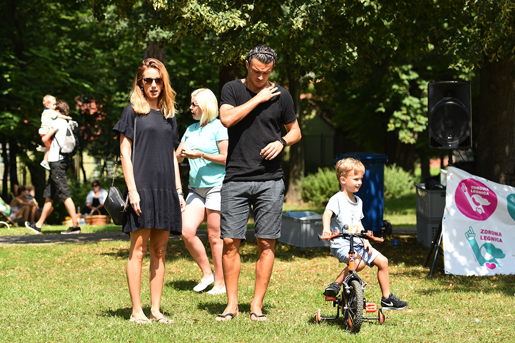 Niedzielny piknik na Polanie Angielskiej Parku Miejskiego
