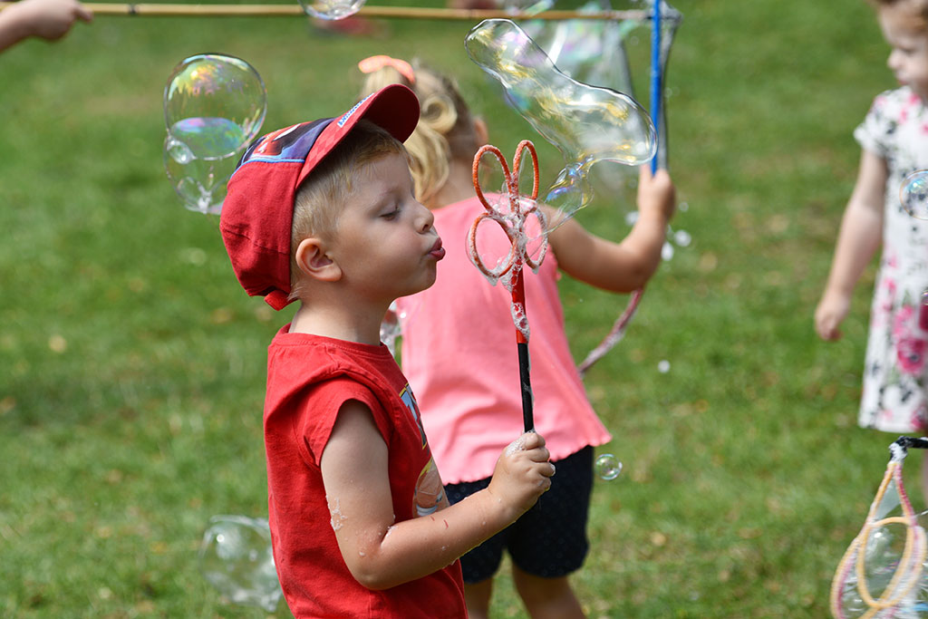 Niedzielny piknik na Polanie Angielskiej Parku Miejskiego