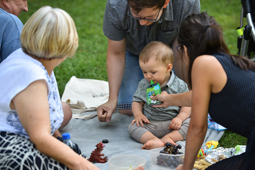 Niedzielny piknik na Polanie Angielskiej Parku Miejskiego