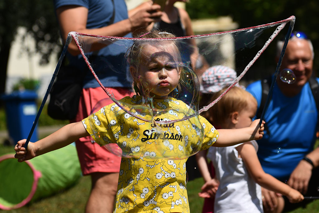 Niedzielny piknik na Polanie Angielskiej Parku Miejskiego