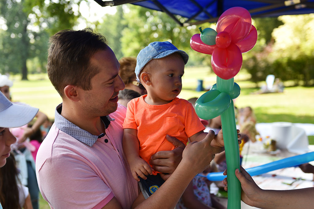 Niedzielny piknik na Polanie Angielskiej Parku Miejskiego