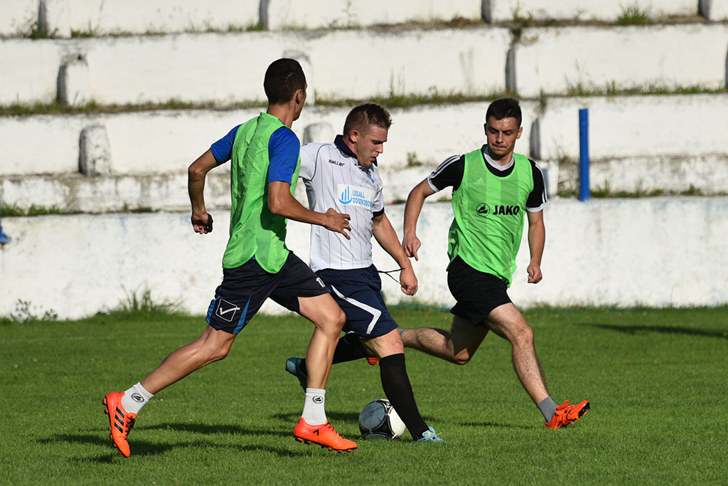 Konfeks rozegrał pierwszy letni sparing. 2:2 z GKS-em Męcinka