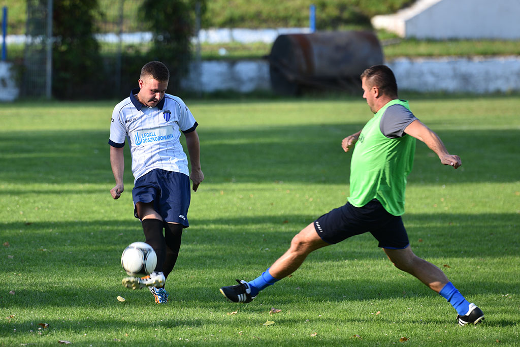 Konfeks rozegrał pierwszy letni sparing. 2:2 z GKS-em Męcinka