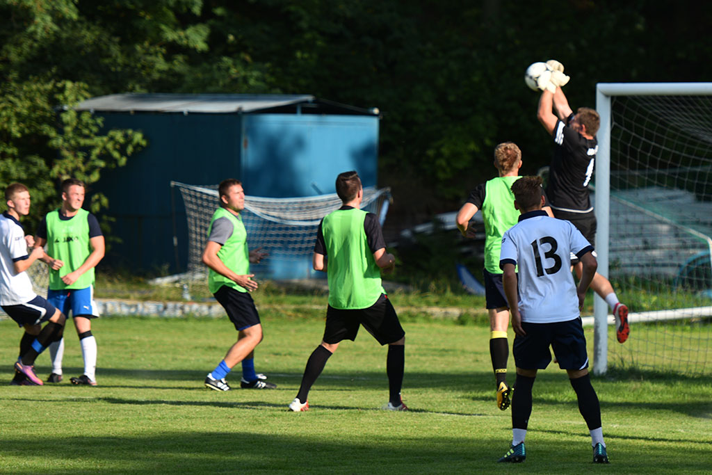 Konfeks rozegrał pierwszy letni sparing. 2:2 z GKS-em Męcinka