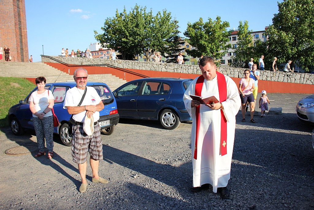 W dzień Świętego Krzystofa poświęcili swoje auta        
