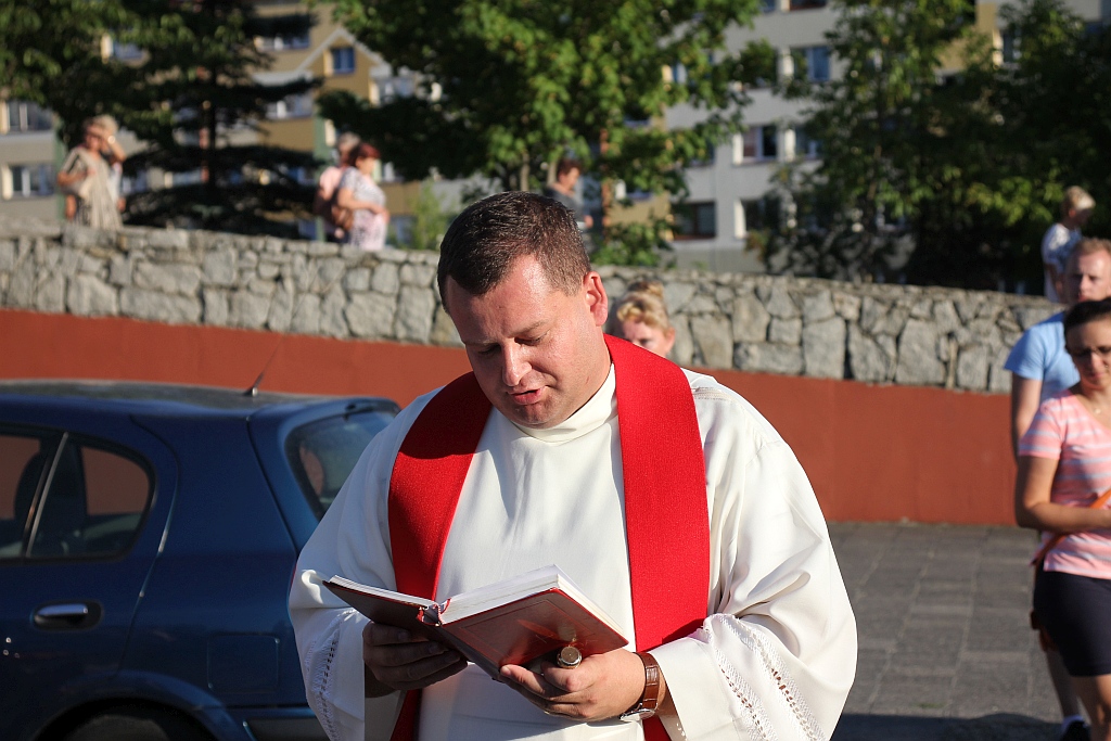 W dzień Świętego Krzystofa poświęcili swoje auta        
