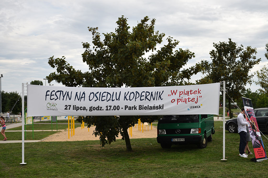 Całe rodziny uczestniczyły w festynie rekreacyjnym na Koperniku