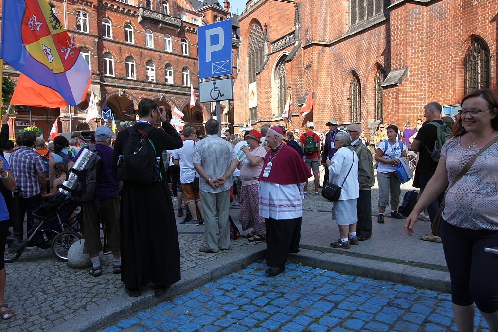 Pielgrzymi z Legnicy i regionu ruszyli w drogę na Jasną Górę