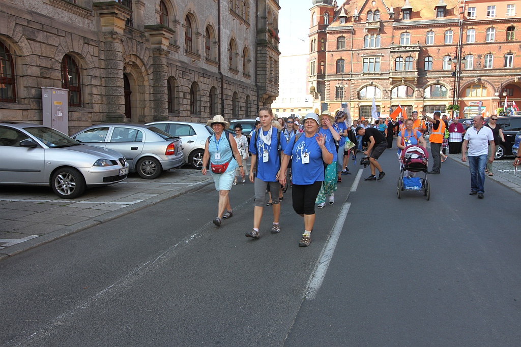 Pielgrzymi z Legnicy i regionu ruszyli w drogę na Jasną Górę