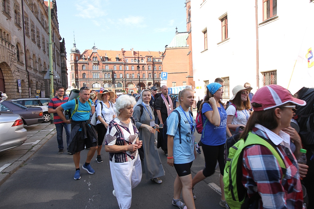 Pielgrzymi z Legnicy i regionu ruszyli w drogę na Jasną Górę