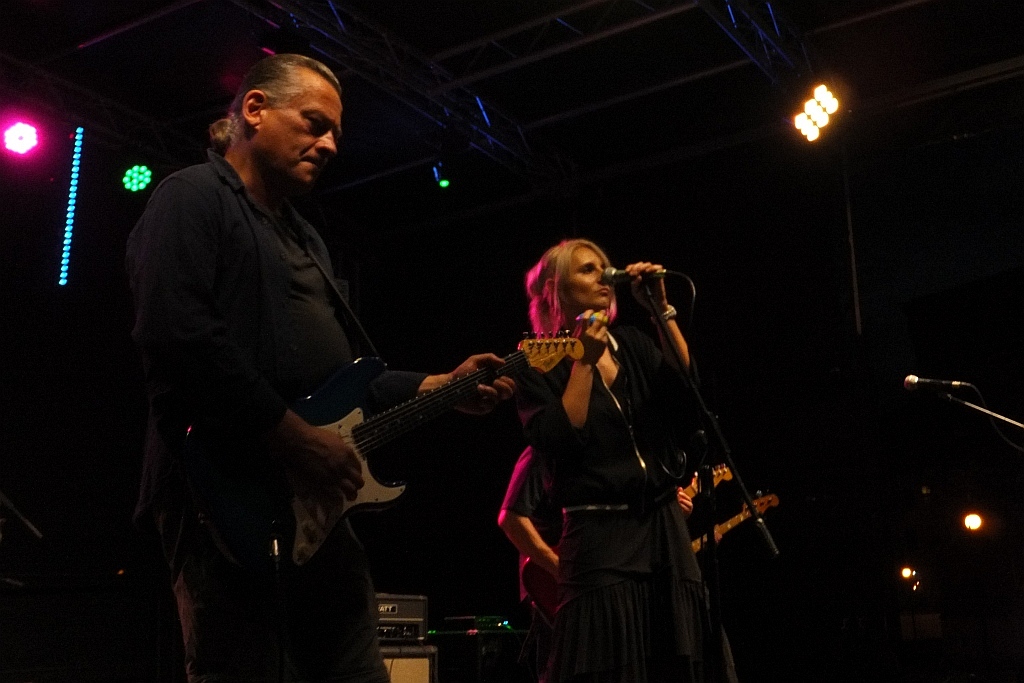 Pierwszy dzień Festiwalu Polskich Legend na dziedzińcu PWSZ
