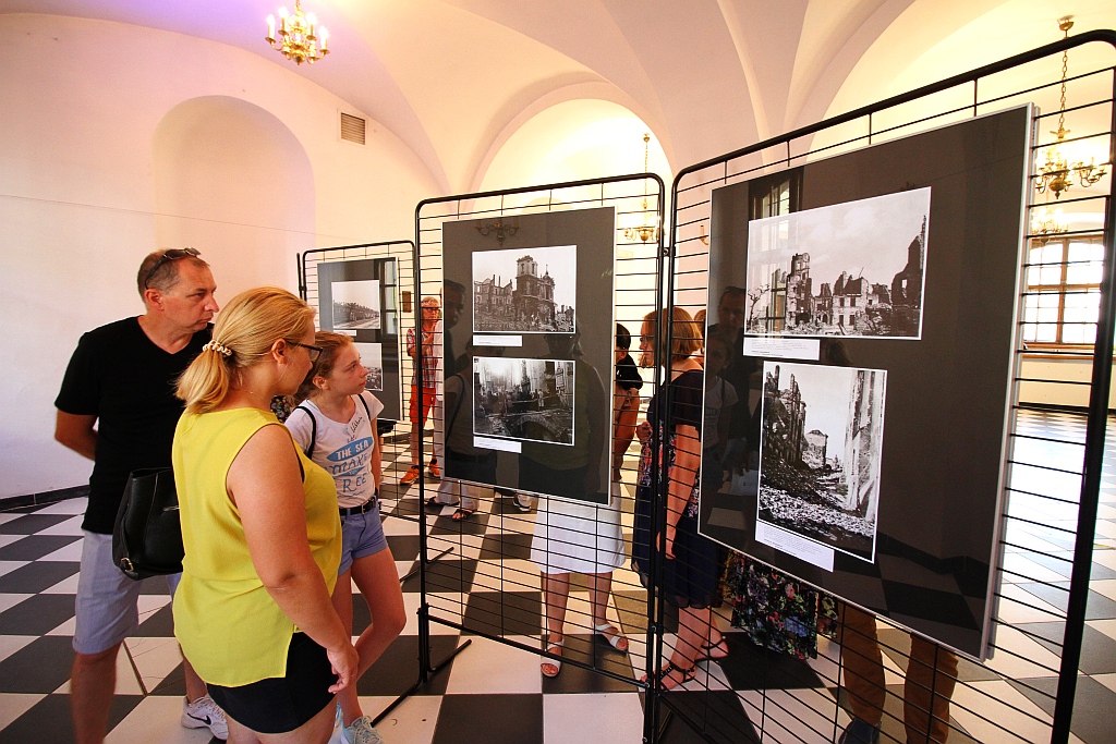 Wernisaż fotografa Powstania Warszawskiego - nasza fotorelacja