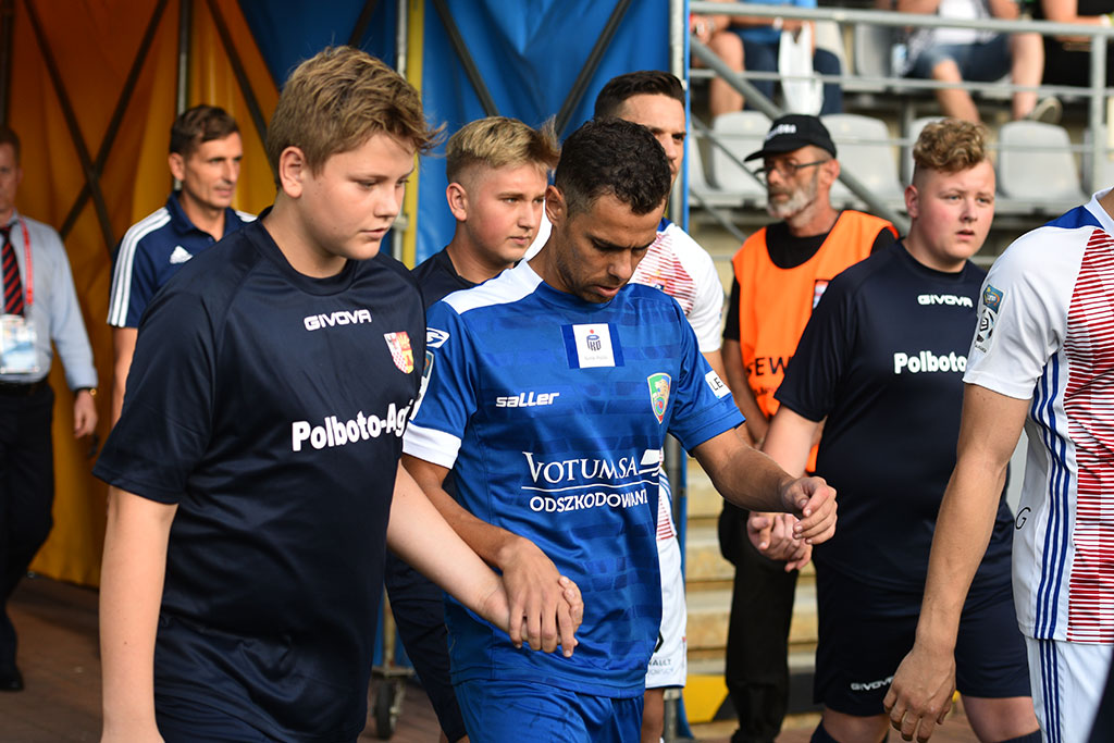 Górnik Zabrze zdobył Legnicę. Domowa porażka piłkarzy Miedzi