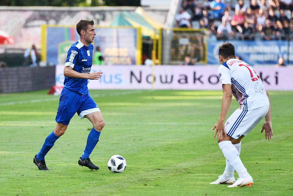 Górnik Zabrze zdobył Legnicę. Domowa porażka piłkarzy Miedzi