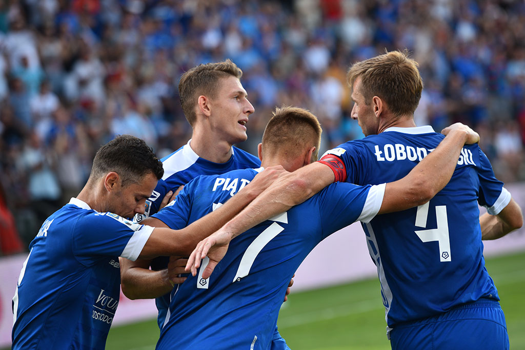 Górnik Zabrze zdobył Legnicę. Domowa porażka piłkarzy Miedzi