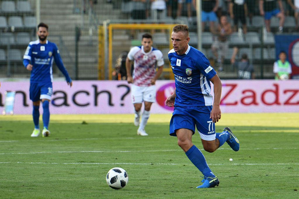 Górnik Zabrze zdobył Legnicę. Domowa porażka piłkarzy Miedzi