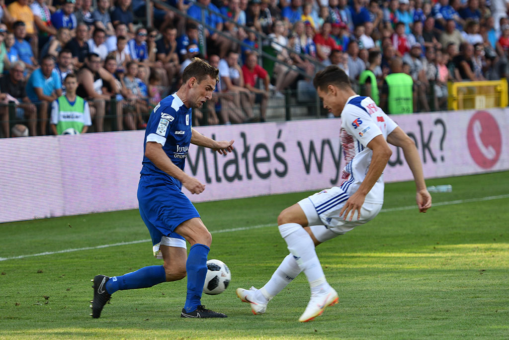 Górnik Zabrze zdobył Legnicę. Domowa porażka piłkarzy Miedzi