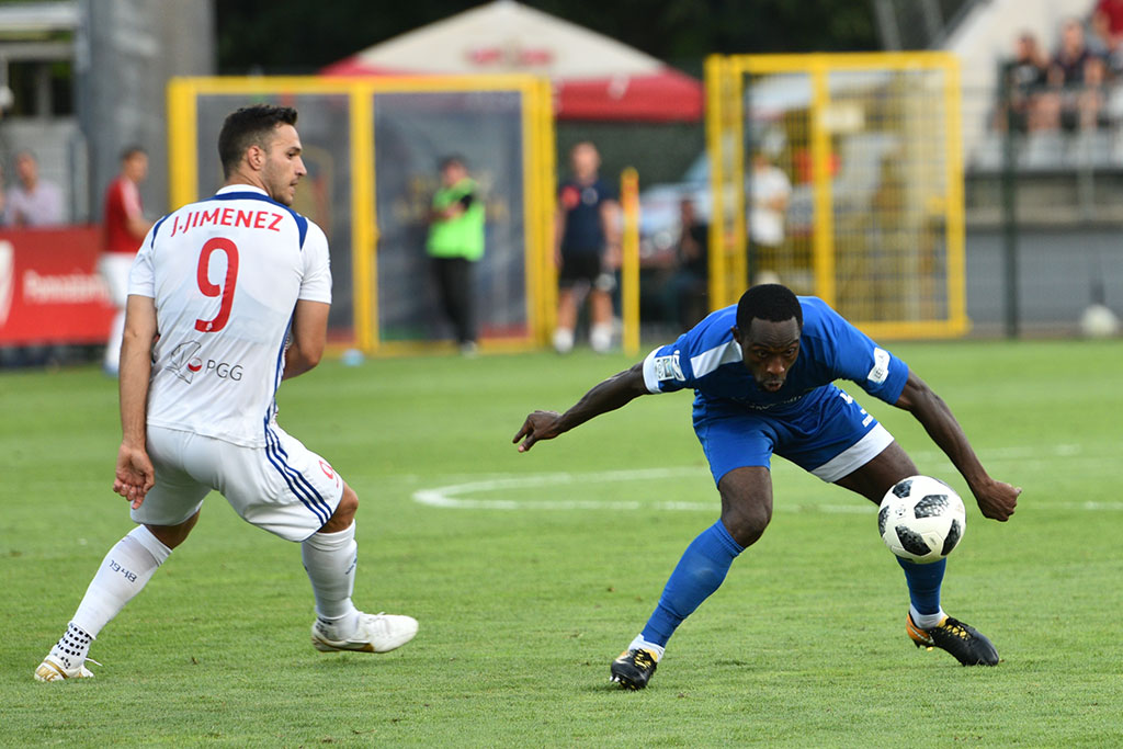 Górnik Zabrze zdobył Legnicę. Domowa porażka piłkarzy Miedzi