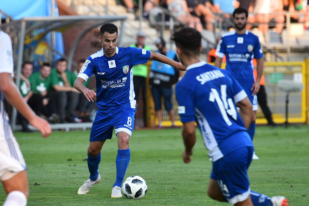 Górnik Zabrze zdobył Legnicę. Domowa porażka piłkarzy Miedzi