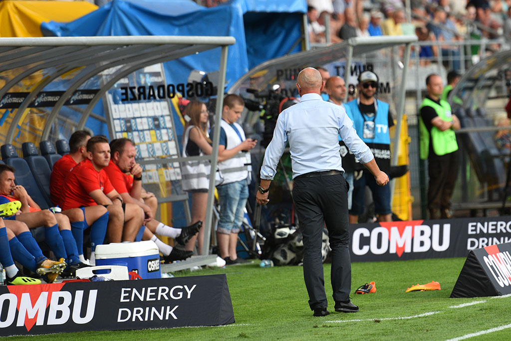 Górnik Zabrze zdobył Legnicę. Domowa porażka piłkarzy Miedzi