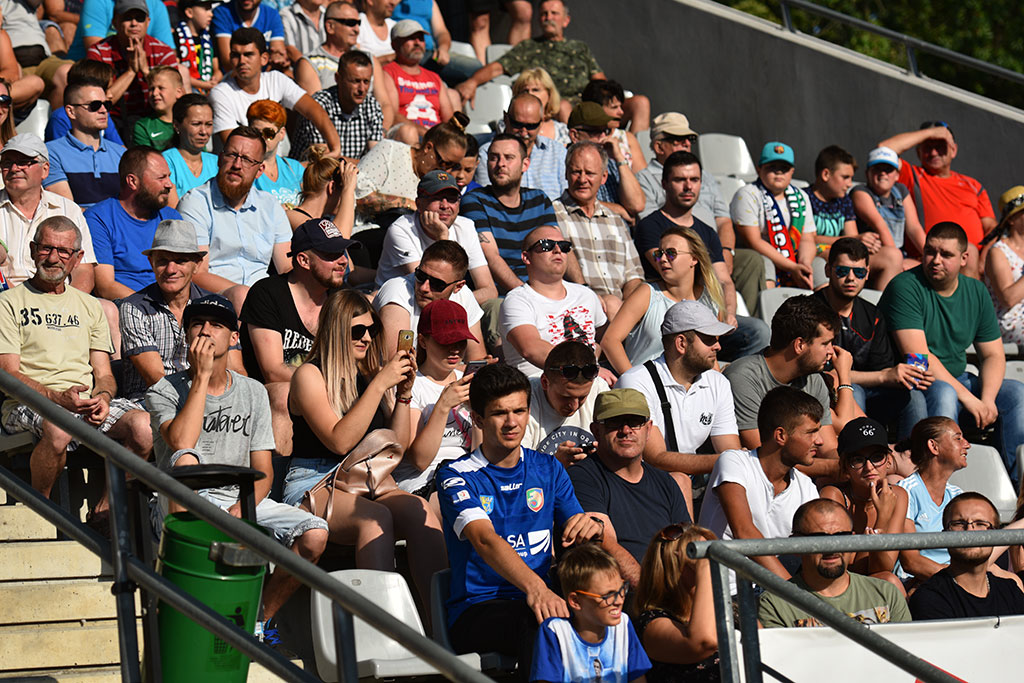 5,5 tysiąca kibiców na meczu Miedź Legnica - Górnik Zabrze