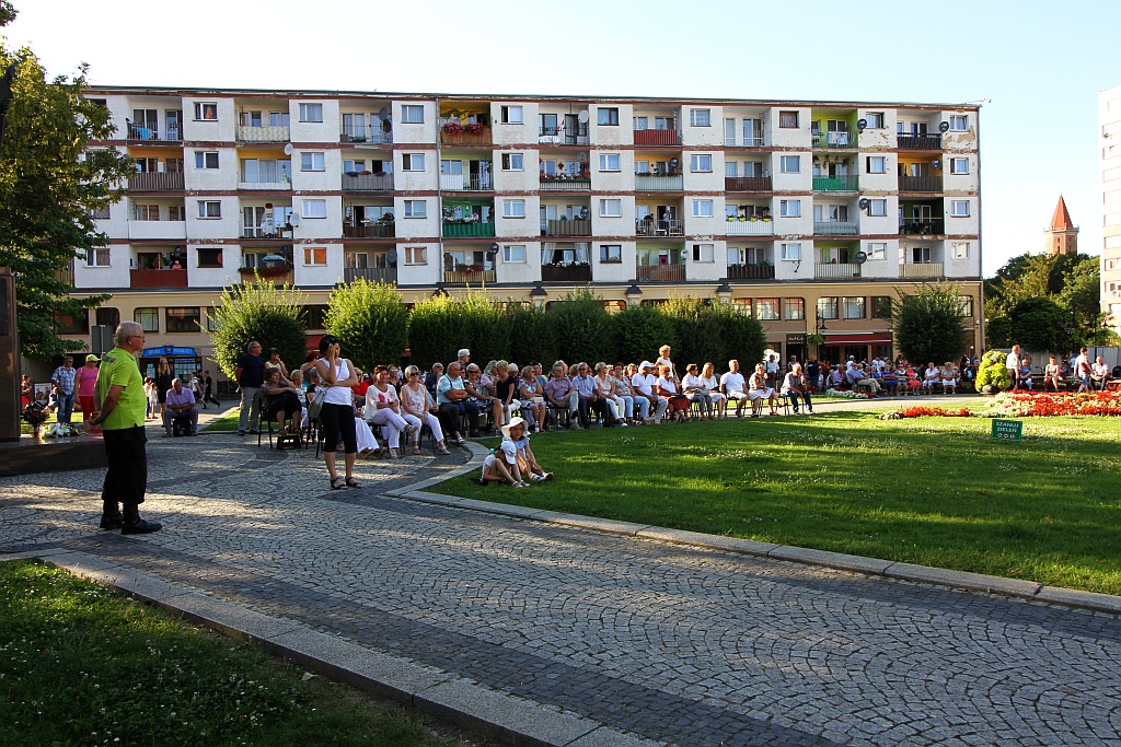 Niedzielny koncert na Skwerze Powstańców Wielkopolskich