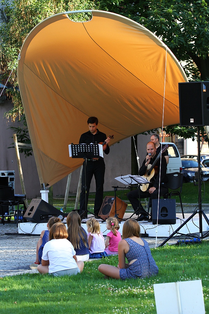 Niedzielny koncert na Skwerze Powstańców Wielkopolskich