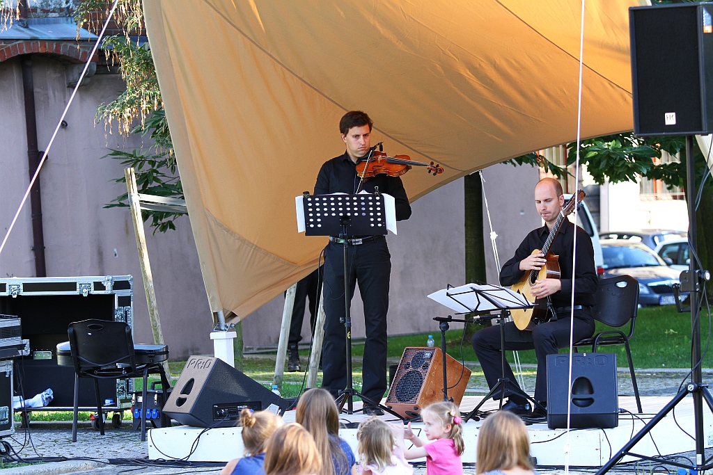Niedzielny koncert na Skwerze Powstańców Wielkopolskich